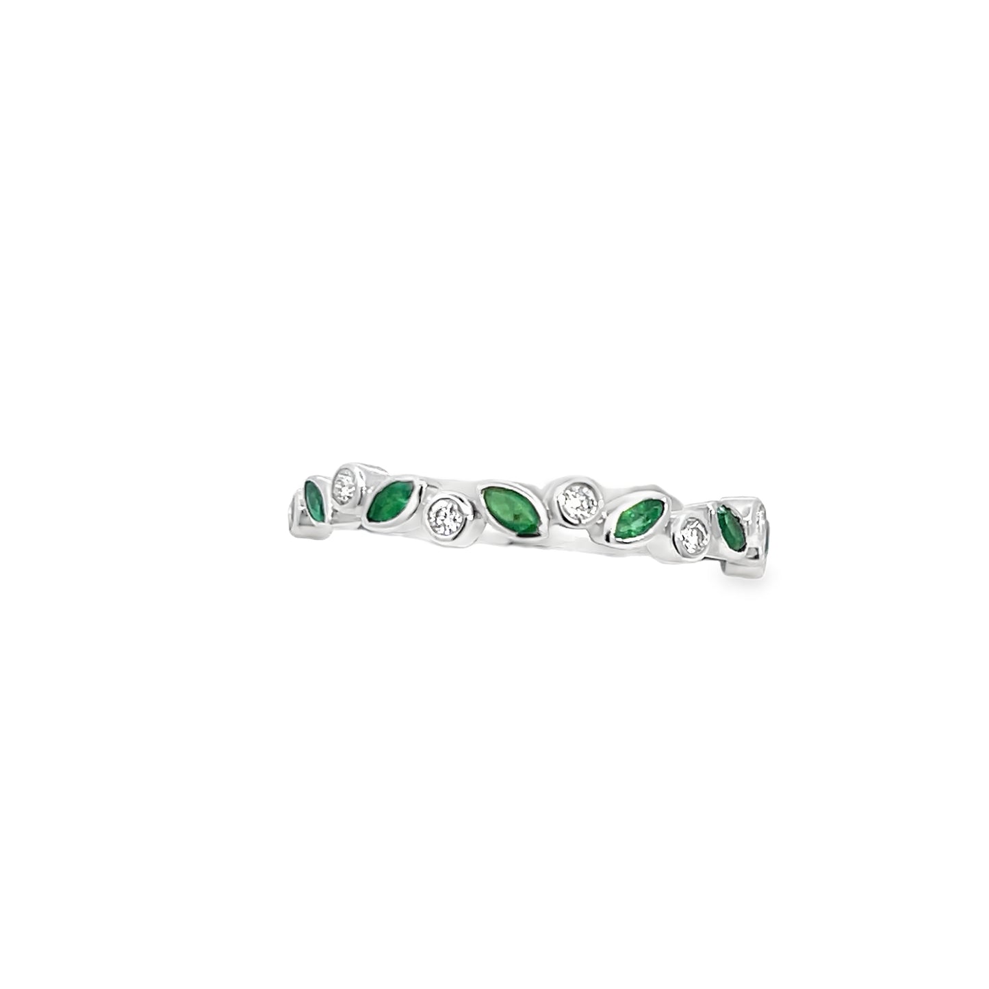 9ct White Gold Emerald & Diamond Ring