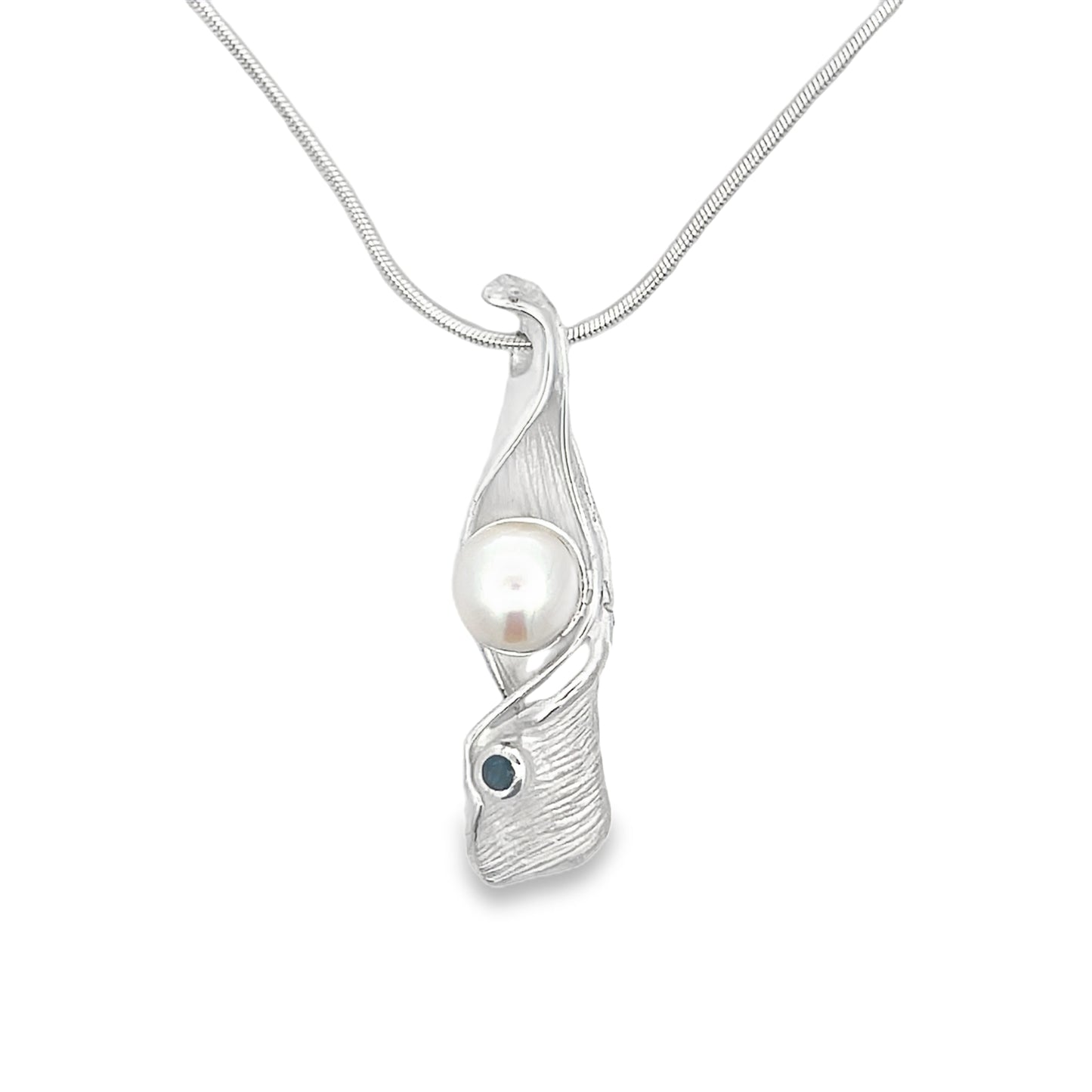 Fresh Water Pearl and Sapphire Necklace
