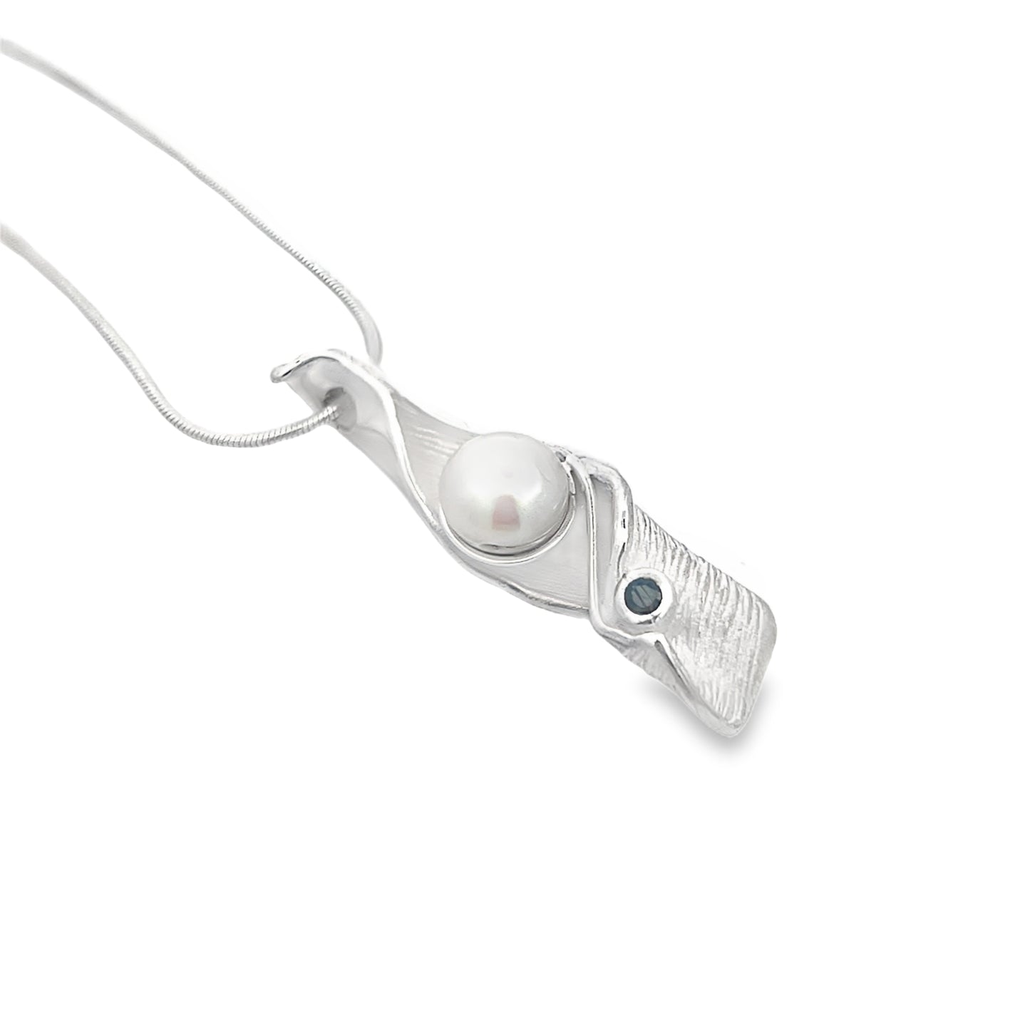 Fresh Water Pearl and Sapphire Necklace