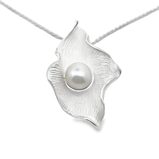 Silver Fresh Water Pearl Necklace