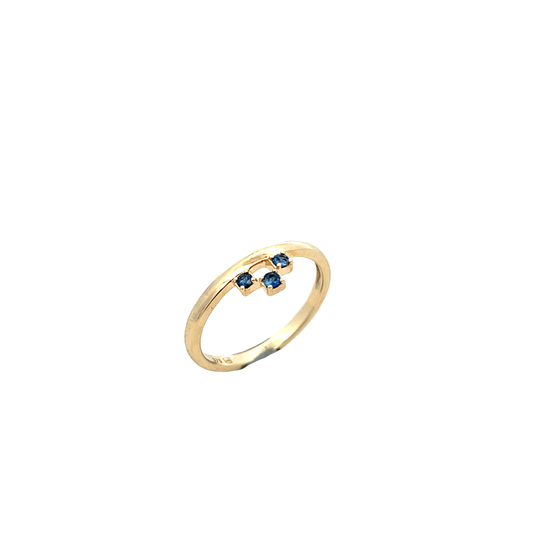 9ct Sapphire Ring