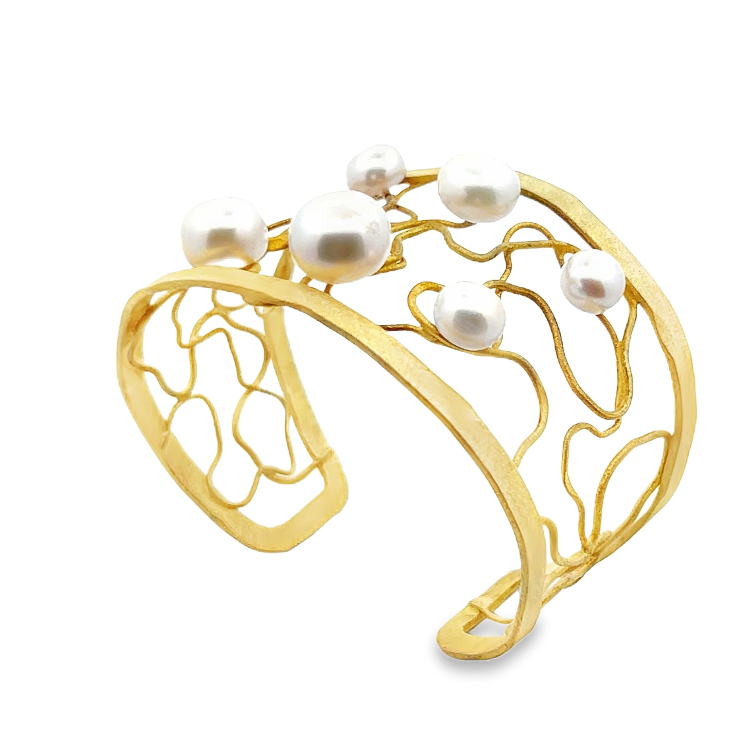 Yellow Gold Bangle Bracelet with Round Cabochon Pearls