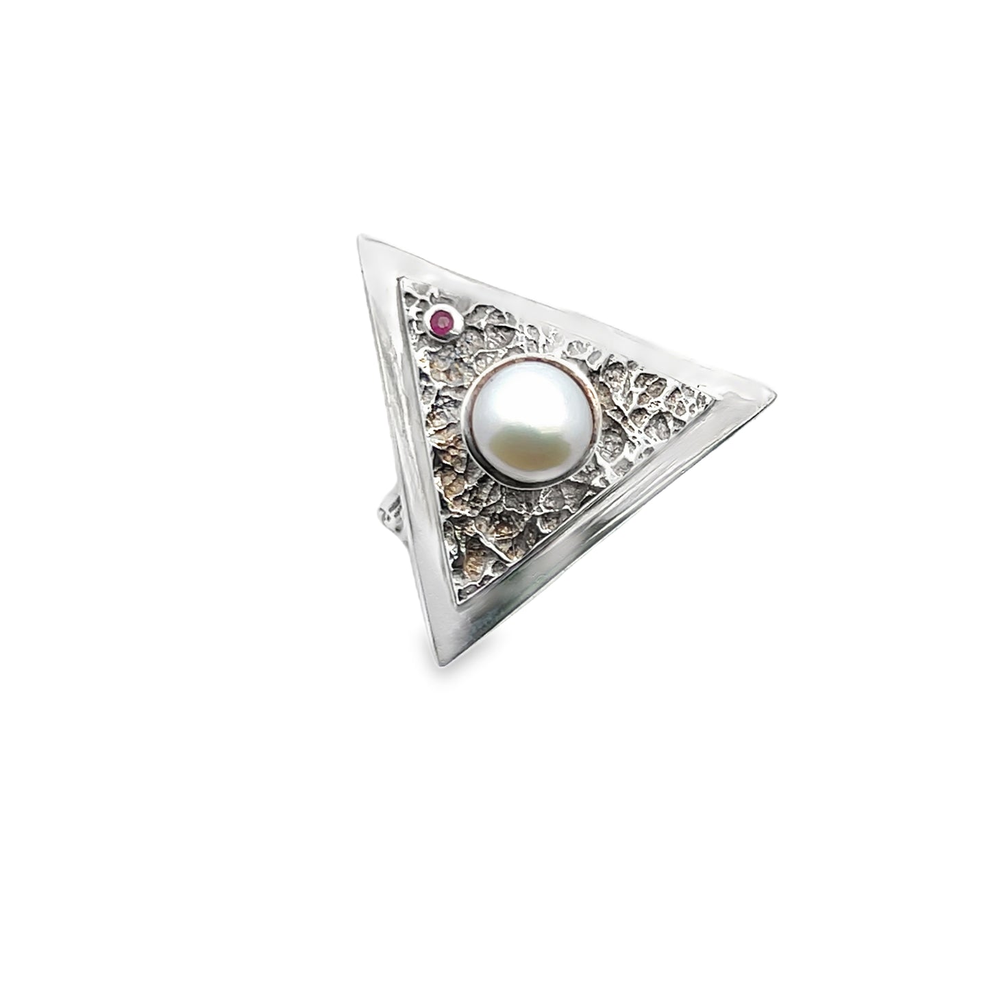 Silver Cocktail Ring with Round Cabochon Pearl