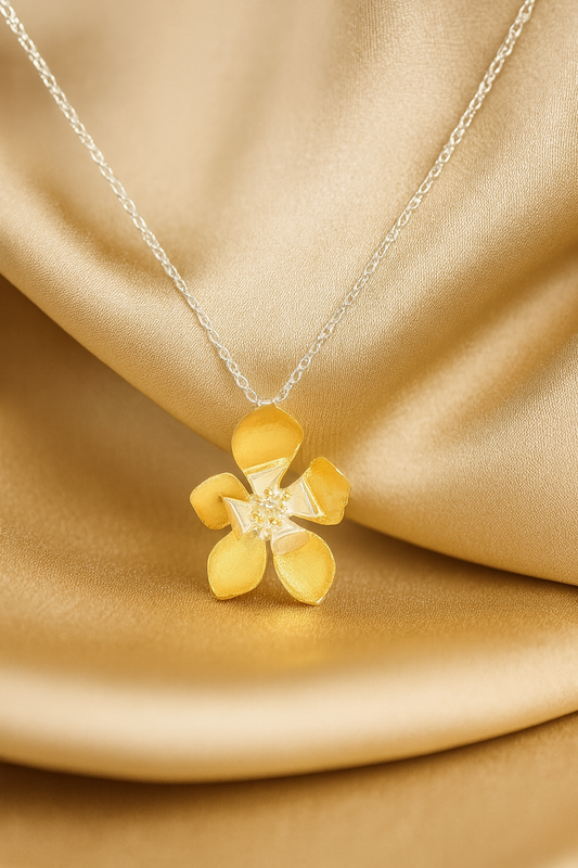 Two Tone Flower Necklace