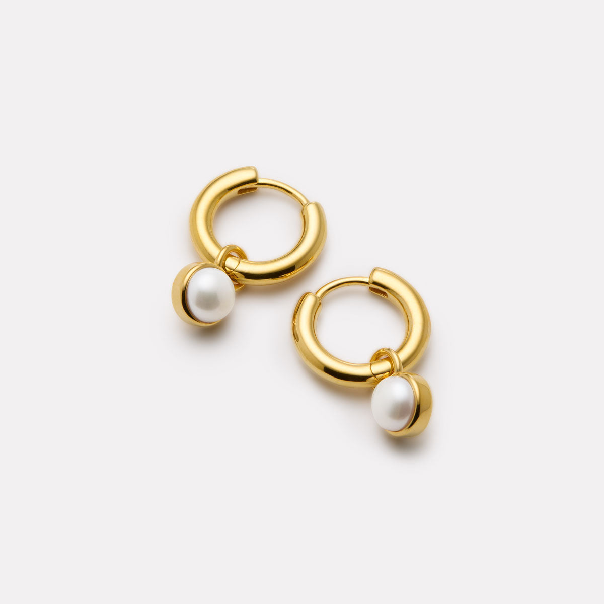 Button Pearl Gold-Plated Huggie Earrings - E6540