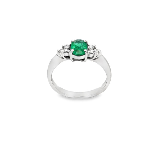 18ct Emerald Ring