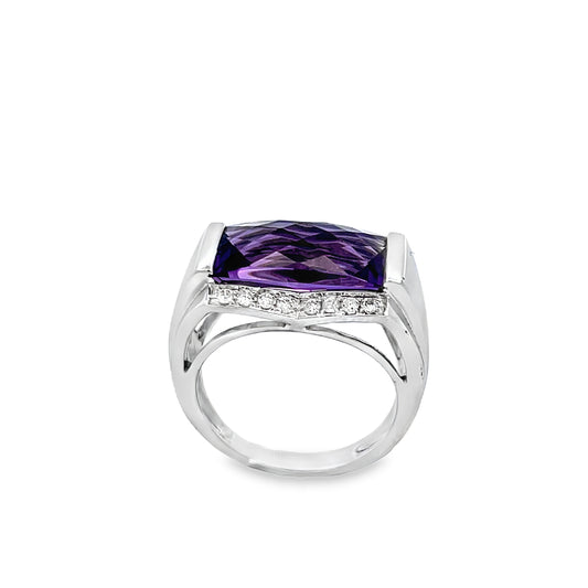 18ct Amethyst and Diamond Ring