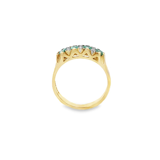 9ct Emerald Ring