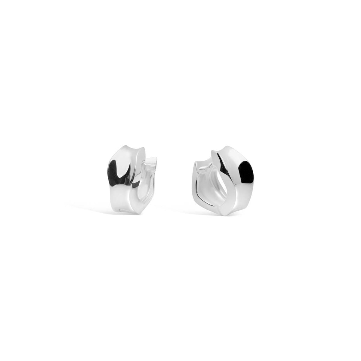 Ebb Tide huggies in high polished silver. RRP $345 - 160508
