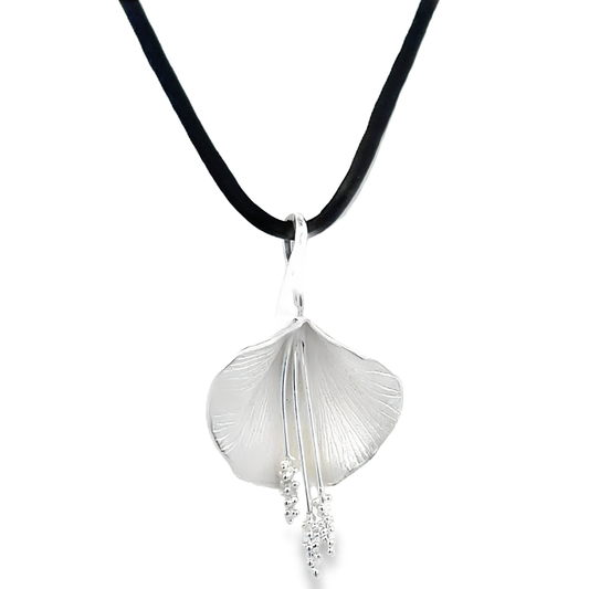 Silver Lily Necklace