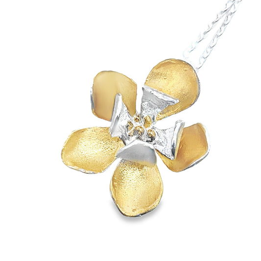 Two Tone Flower Necklace