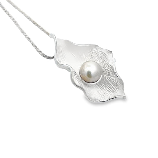 Silver Fresh Water Pearl Necklace