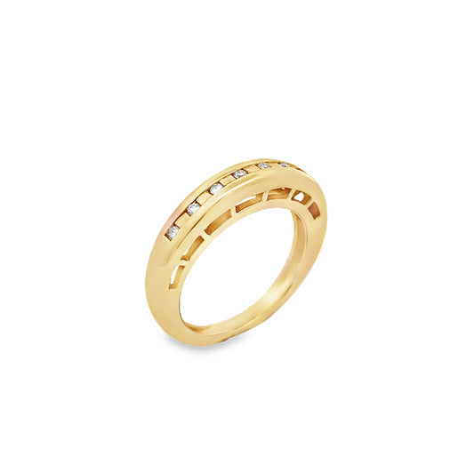 18ct Diamond Ring