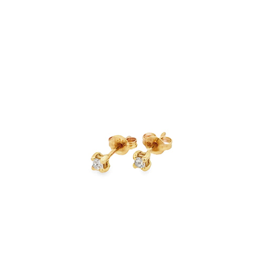 18ct Diamond Studs