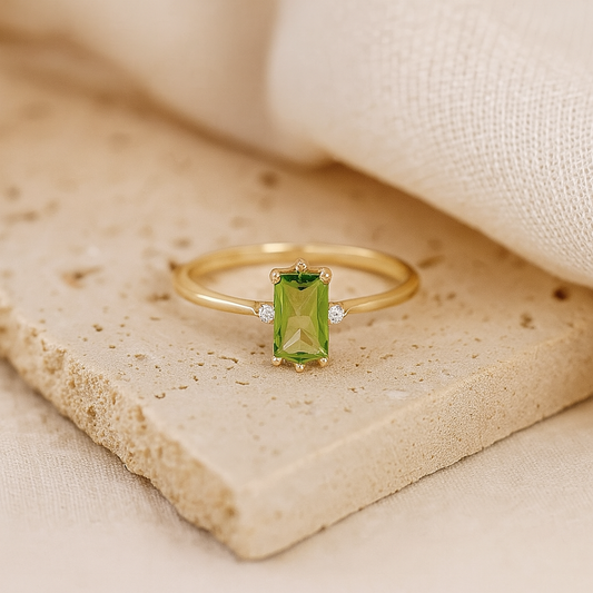 9ct Peridot and Diamond Ring