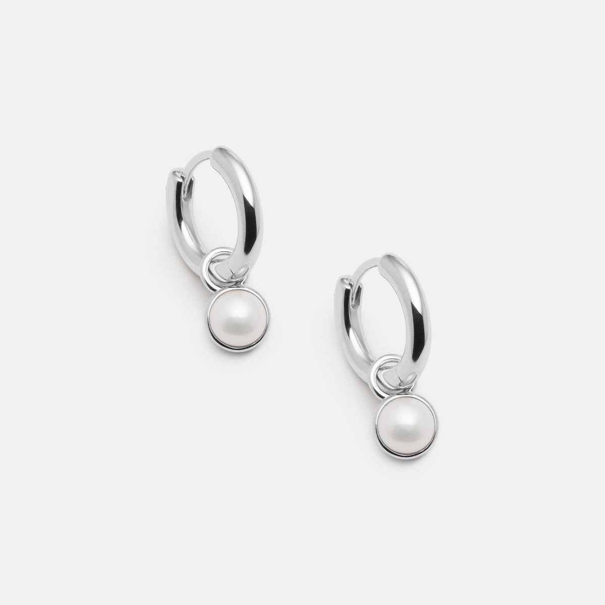 Button Pearl Silver Huggie Earrings - E6502