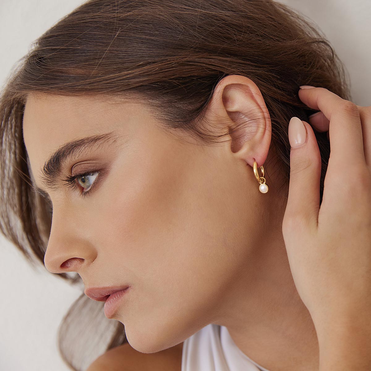 Button Pearl Gold-Plated Huggie Earrings - E6540