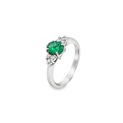 18ct Emerald Ring